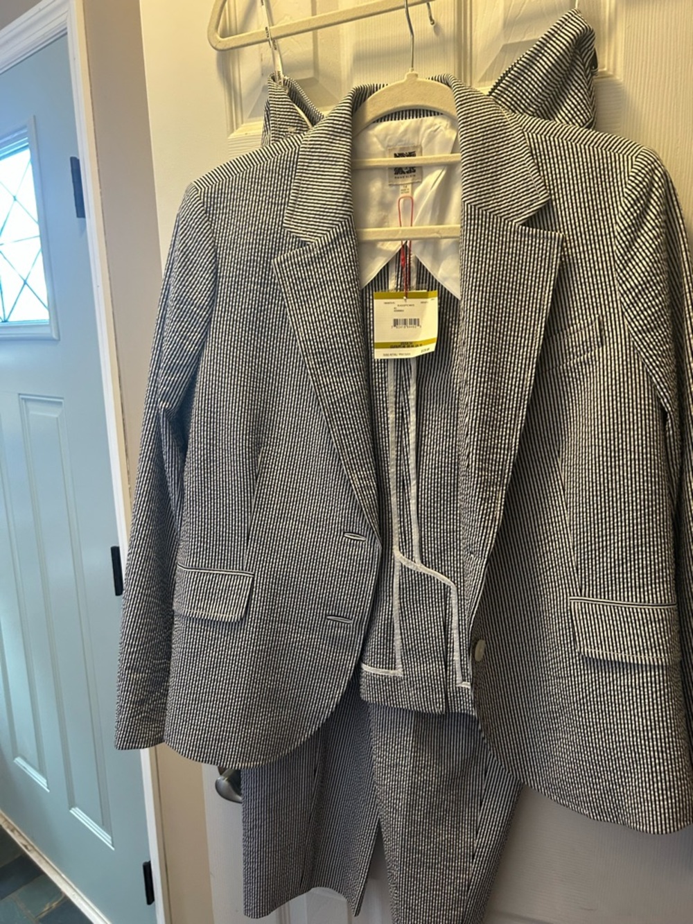 Anne Klein Classic Black & Optic White Seersucker Striped Blazer & Pants Set/ 14